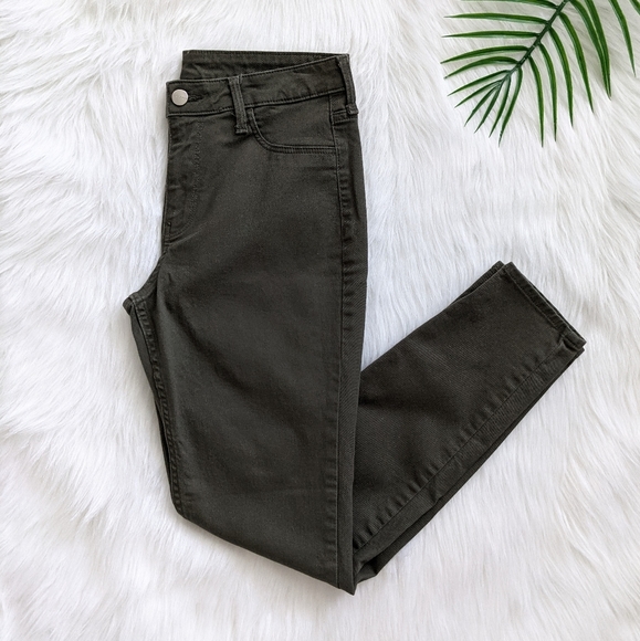 H&M Denim - Olive green skinny jeans size 27